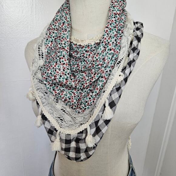 Pimkie Boho Layered Scarf Shawl Wrap Black Ivory Floral Check Tassel - Picture 1 of 12
